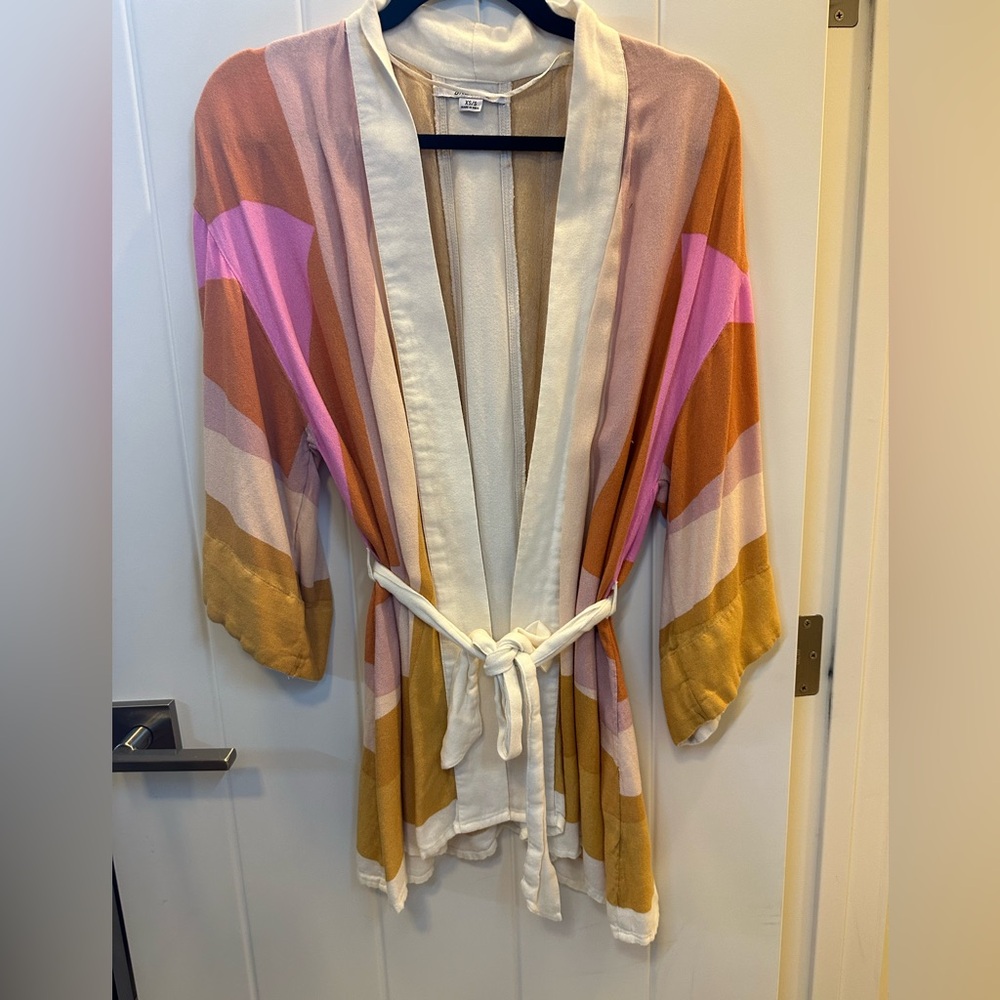COPY - Very cute cover up! Never worn.